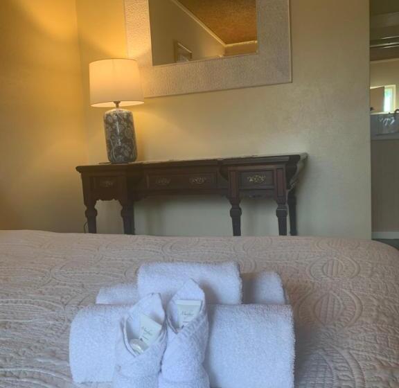 חדר סטנדרט עם מיטת קינג, Temora Motel
