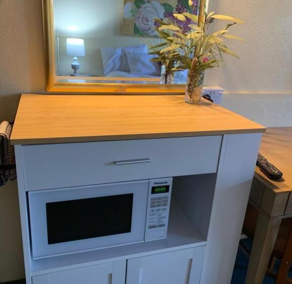 חדר סטנדרט עם מיטת קינג, Temora Motel