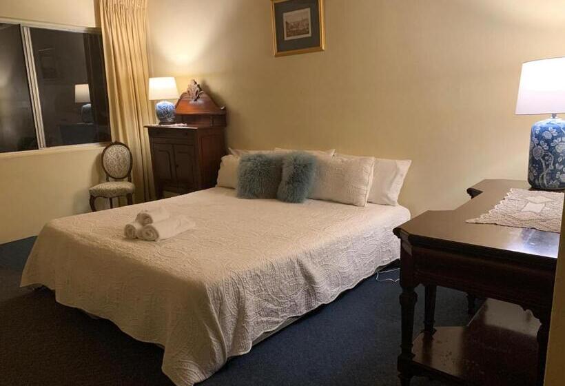 스탠다드 룸 킹사이즈 침대, Temora Motel