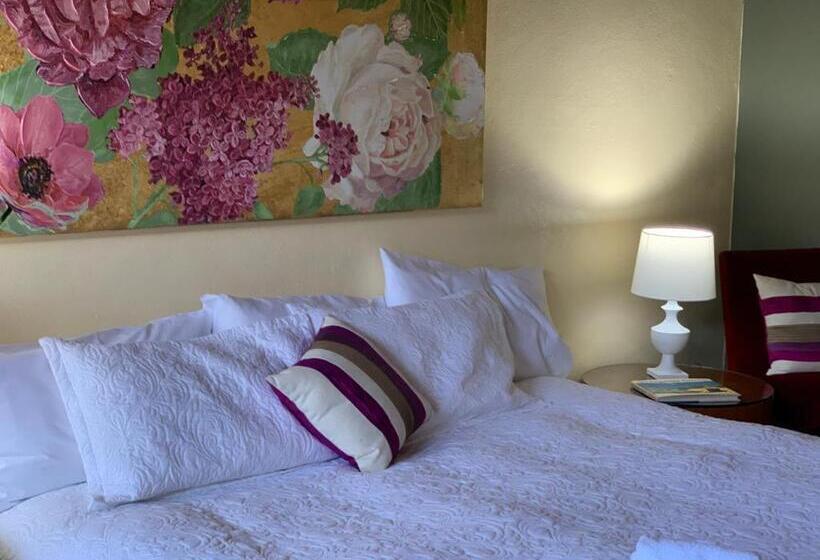 스탠다드 룸 킹사이즈 침대, Temora Motel