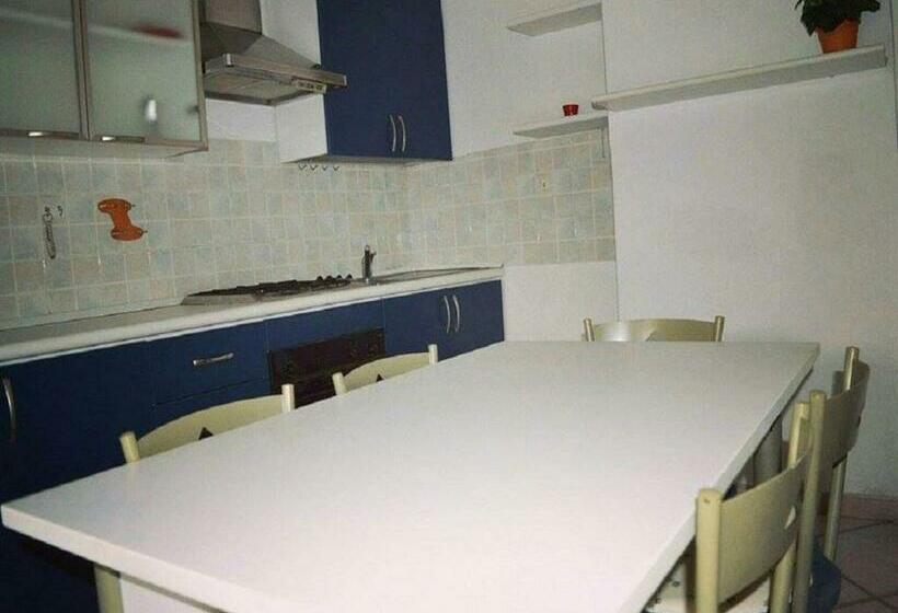 Apartamento 1 Dormitório Vista Piscina, Case Vacanze Le Buganville