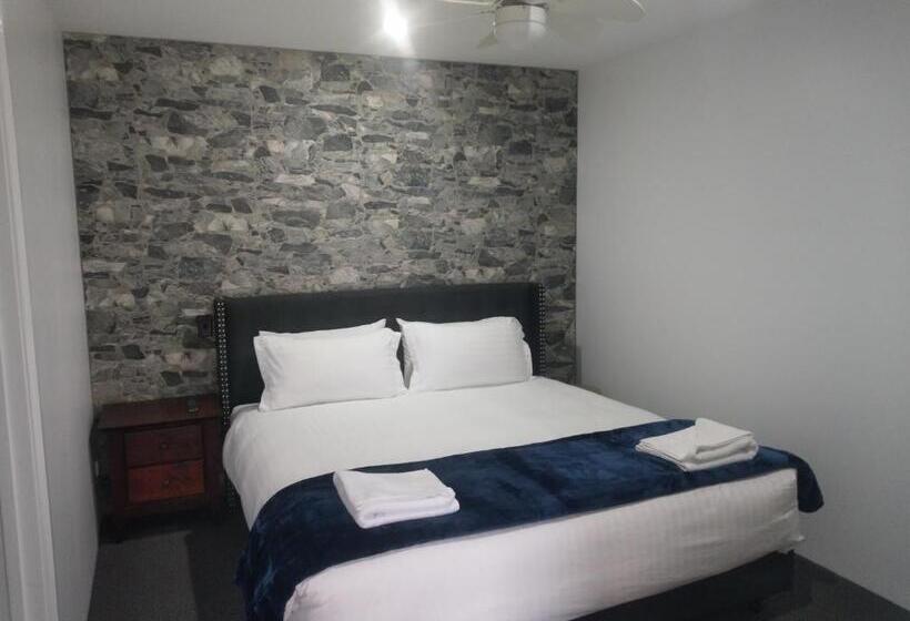 디럭스 스위트 킹 침대, Happy Wanderer Motel Bendigo Children Not Permitted Over 18s Only