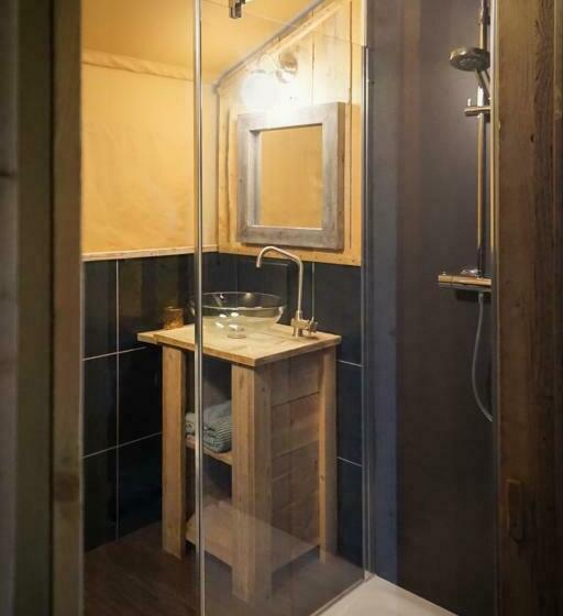 كوخ قياسي, Landrijk De Reesprong Boerderij