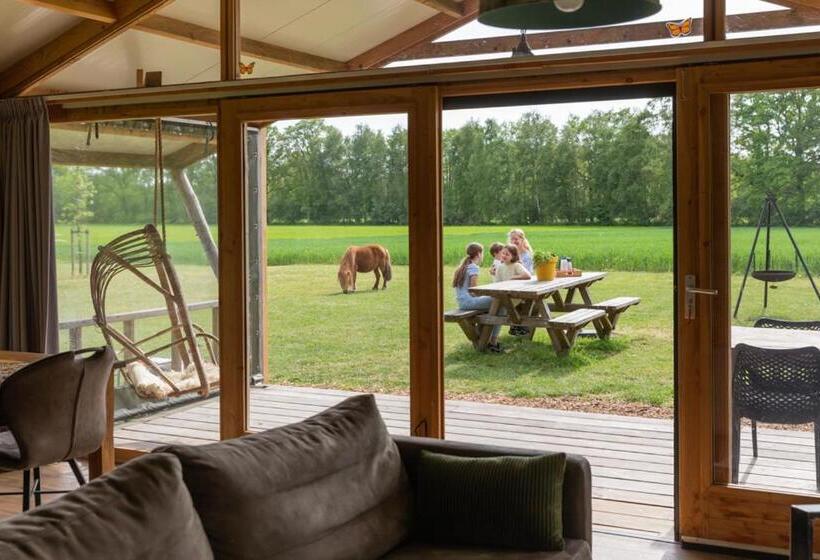 كوخ قياسي, Landrijk De Reesprong Boerderij
