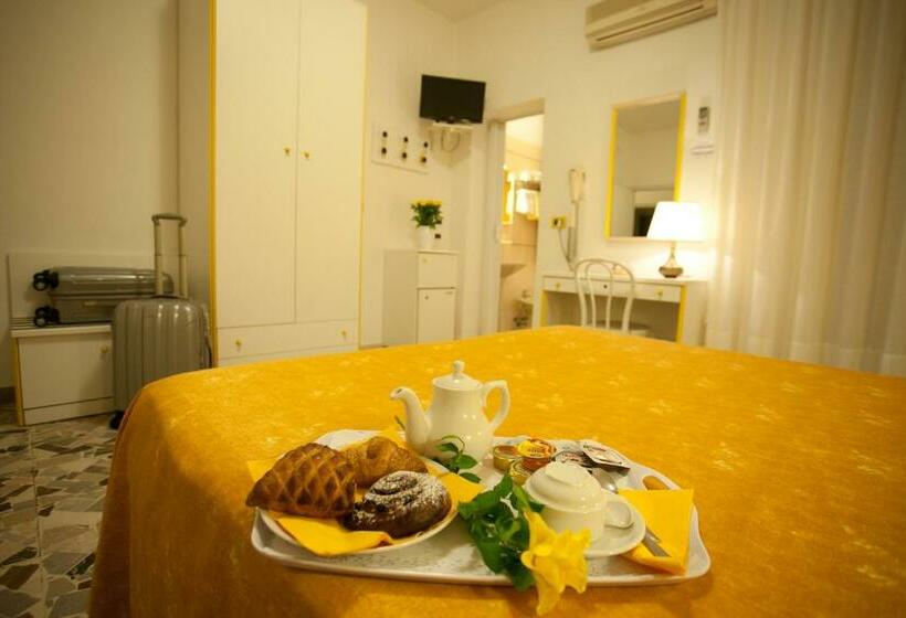 חדר סטנדרט עם מרפסת, Medusa