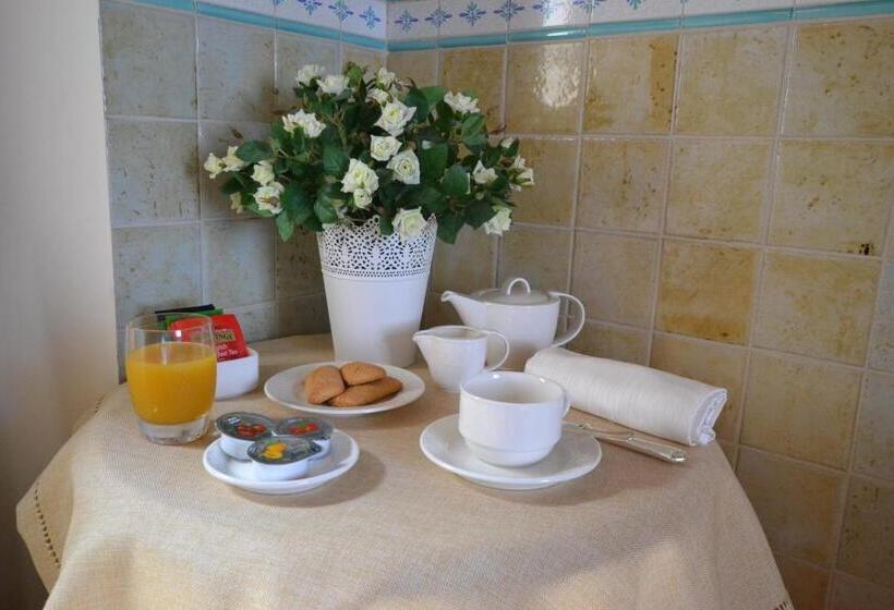 سوییت جونیور, Relais Villa Rossi