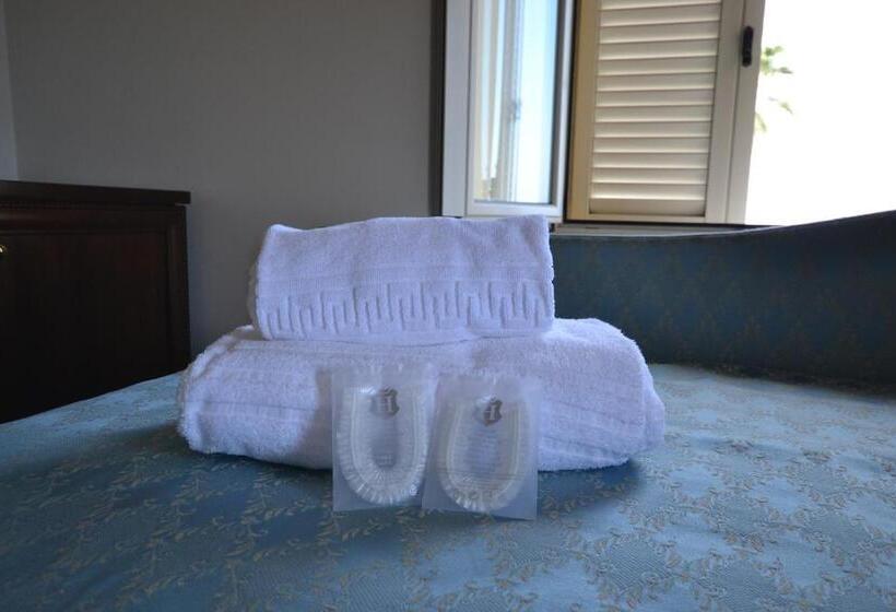 Номер Стандарт, Relais Villa Rossi