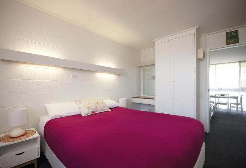 דירת חדר, Kalindo Merimbula