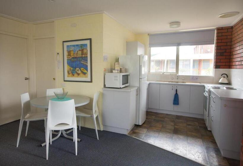 2침실 패밀리 아파트, Kalindo Merimbula