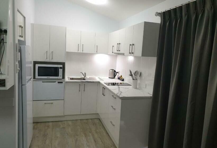 豪华家庭房间, Tuncurry Lakes Resort