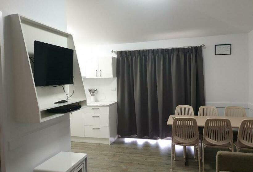 豪华家庭房间, Tuncurry Lakes Resort