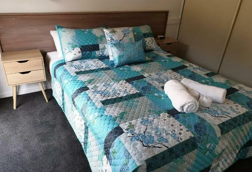 デラックスファミリールーム, Tuncurry Lakes Resort
