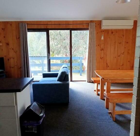 침실 3개 아파트, Alpha Centauri Townhouses