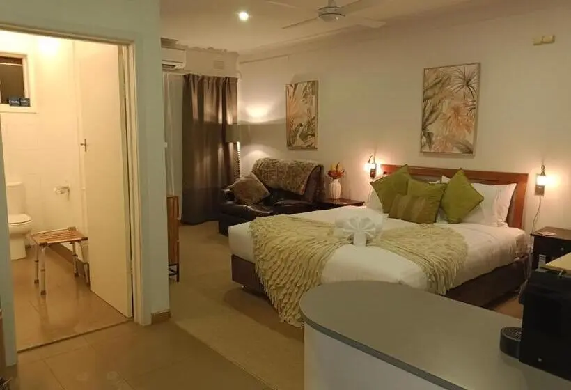 キングサイズベッドのデラックスルーム, Buffalo Motel And Country Retreat