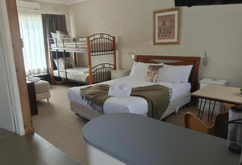 4인용 스탠다드 룸, Buffalo Motel And Country Retreat