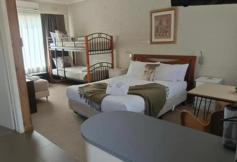 スタンダード４人部屋, Buffalo Motel And Country Retreat