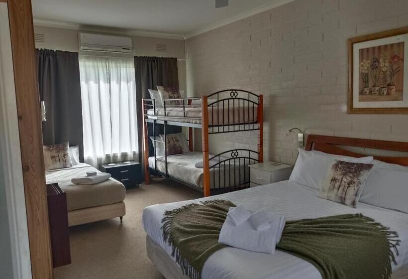 חדר סטנדרט לארבעה, Buffalo Motel And Country Retreat