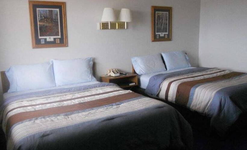 Номер Стандарт 2 Двуспальные Кровати, Harbor Inn Motel