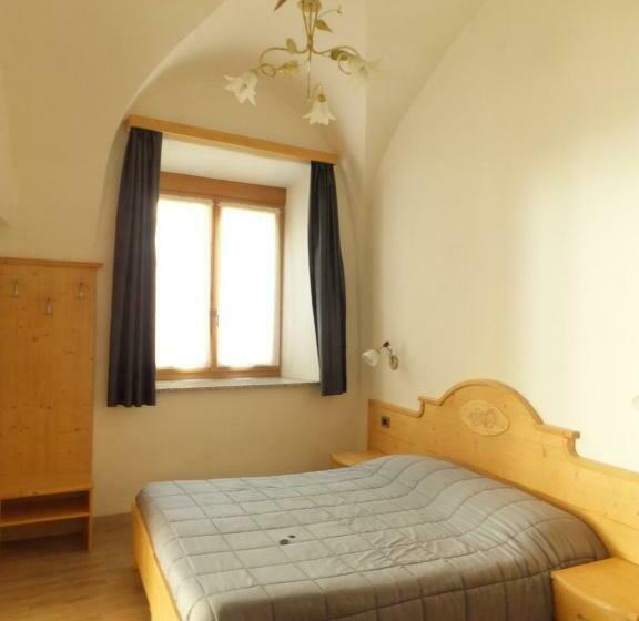 스탠다드 룸, Al Restelar