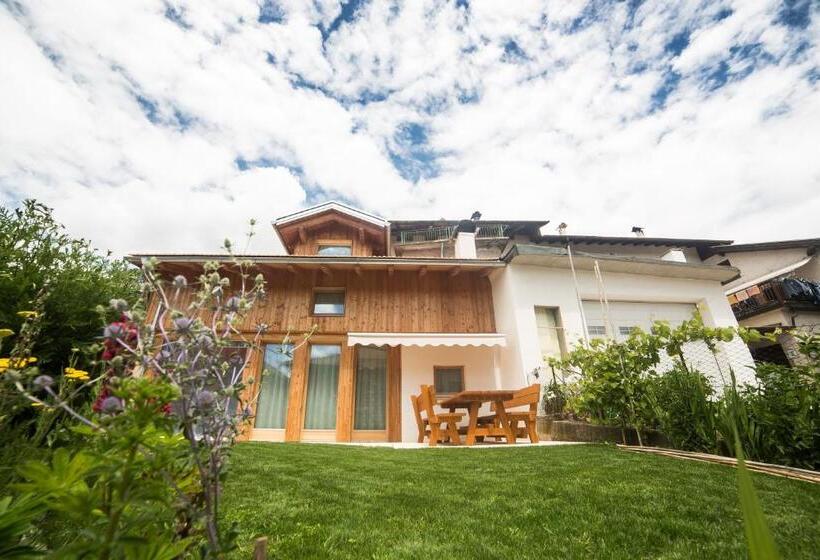 침실 2개 아파트, Al Restelar