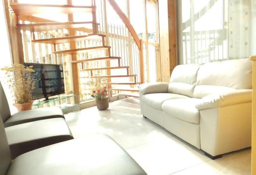 침실 2개 아파트, Al Restelar