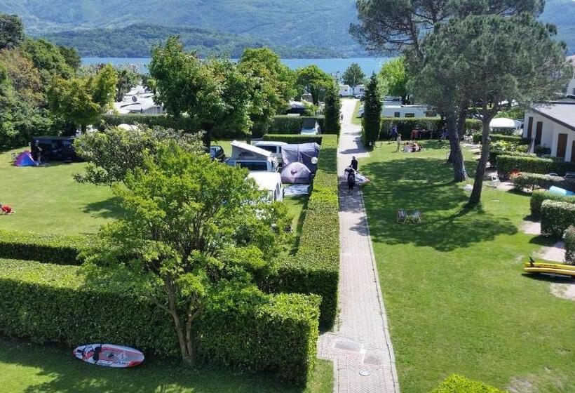 스탠다드 방갈로, Camping Europa