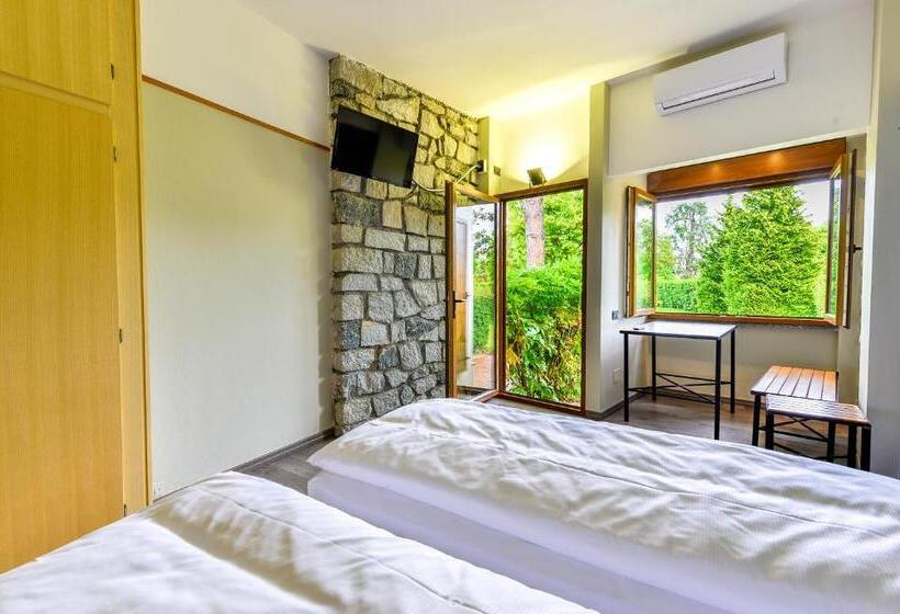 스탠다드 방갈로, Camping Europa