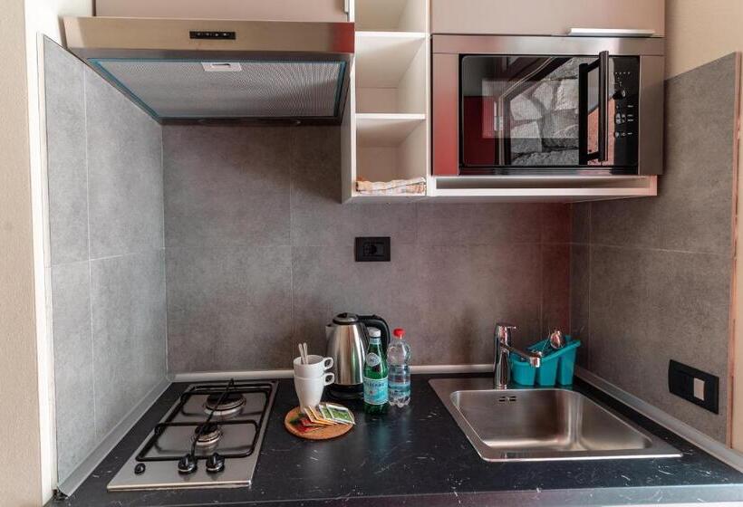 스탠다드 방갈로, Camping Europa