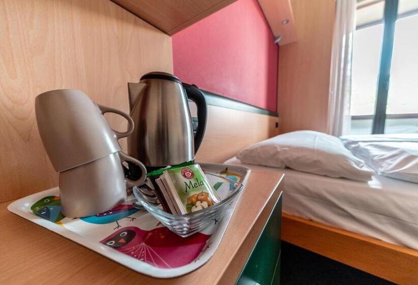 이코노미 룸, Camping Europa