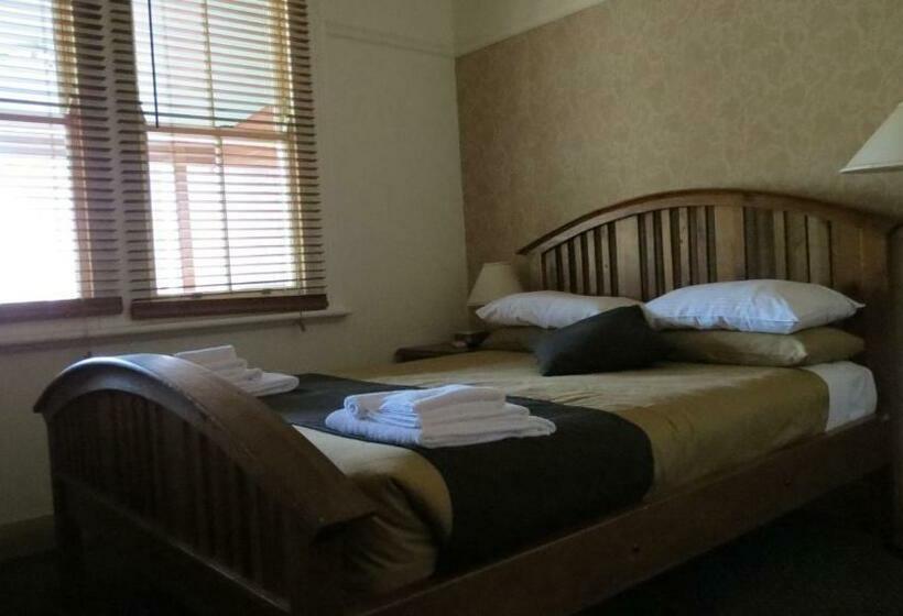 חדר סטנדרט חדר אמבטיה משותף, Hermitage Hill Country Retreat