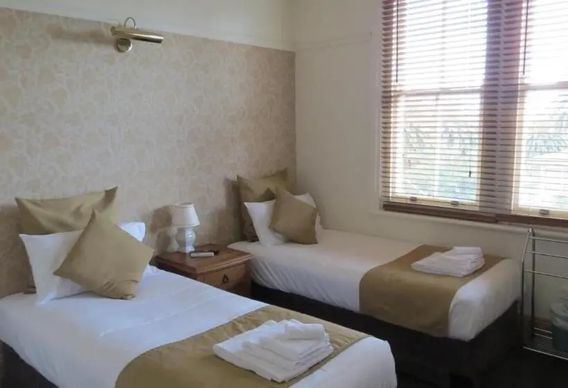 浴室共有のエコノミールーム, Hermitage Hill Country Retreat