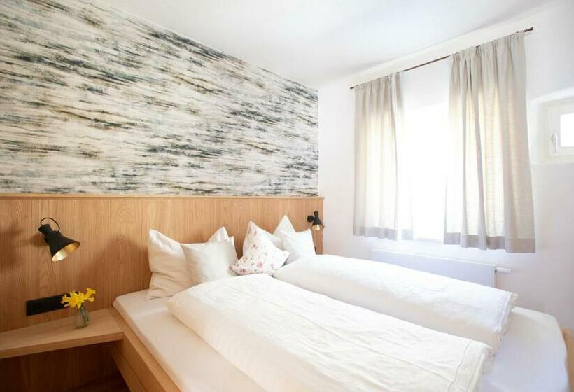 آپارتمان 2 خوابه با بالکن, Weingut Pardellerhof