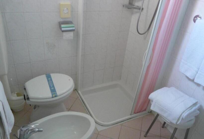 חדר סטנדרט, Vecchia Rimini