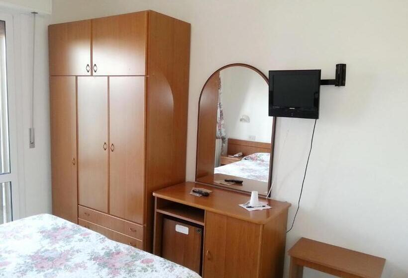 חדר אקונומי, Vecchia Rimini