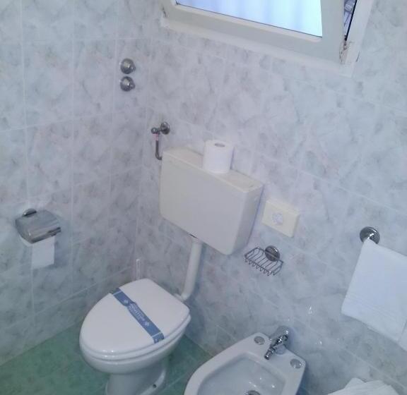 חדר אקונומי, Vecchia Rimini