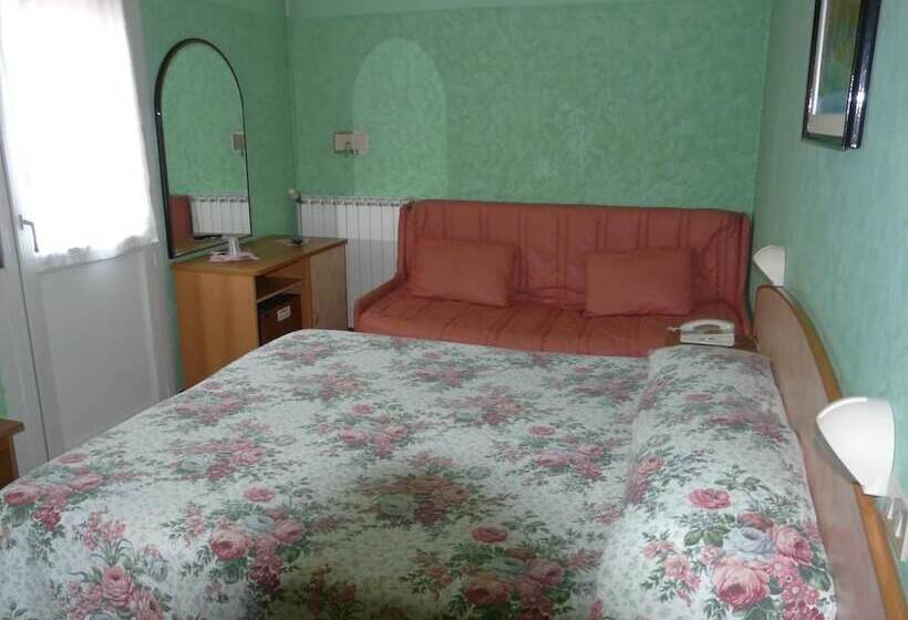 חדר סטנדרט, Vecchia Rimini