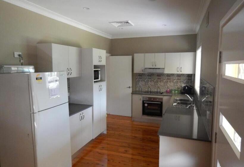 خانه 3 خوابه, Manera Heights Apartments