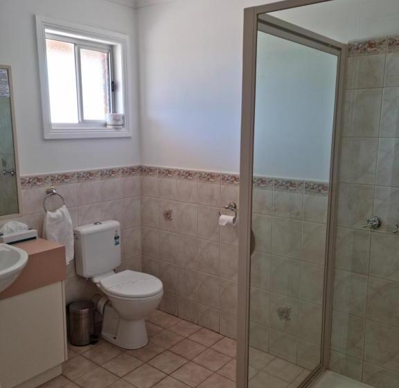 اتاق استاندارد با وان آب گرم, Mid City Plantation Motel