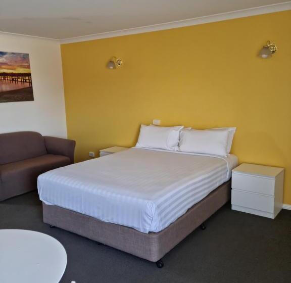 חדר סטנדרט עם ג'קוזי, Mid City Plantation Motel