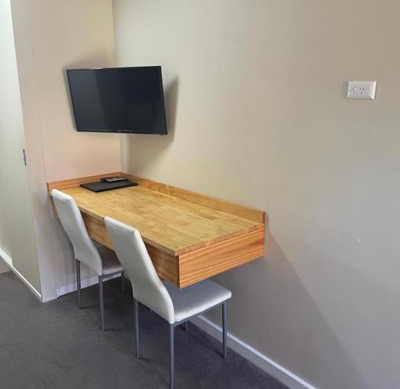 חדר דלוקס, Mid City Plantation Motel