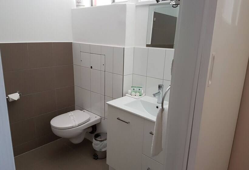 חדר דלוקס, Mid City Plantation Motel