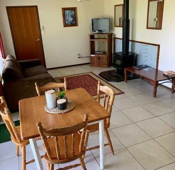１階の１ベッドルームアパートメント, Montville Holiday Apartments