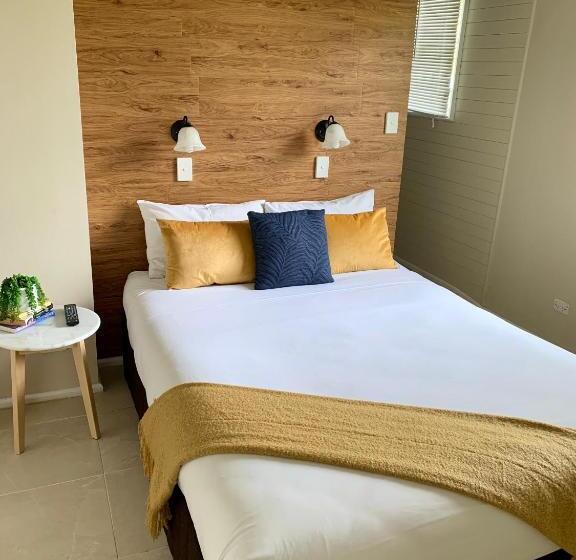 شقة غرفة واحدة, Montville Holiday Apartments