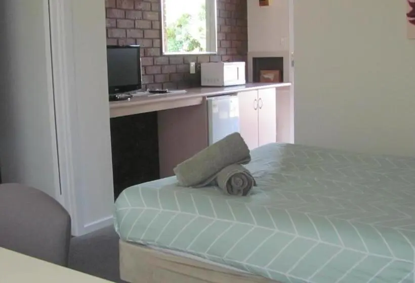 Family Suite, Bristol Hill Motor Inn