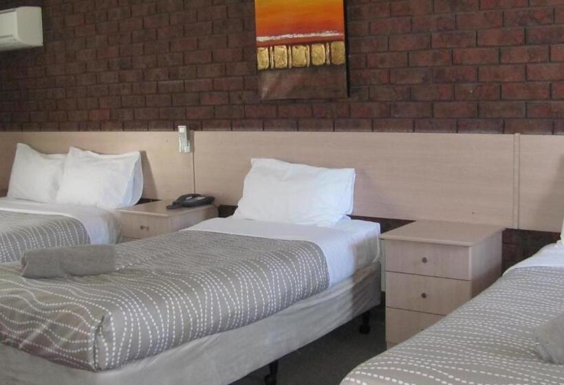 ファミリールーム, Bristol Hill Motor Inn