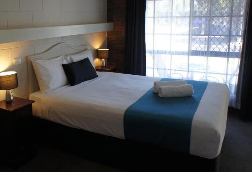 Номер Deluxe, Cleveland Motor Inn