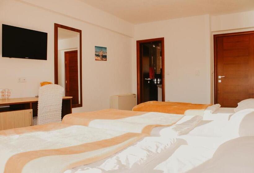 Triple Room Sea View, Villa Matic