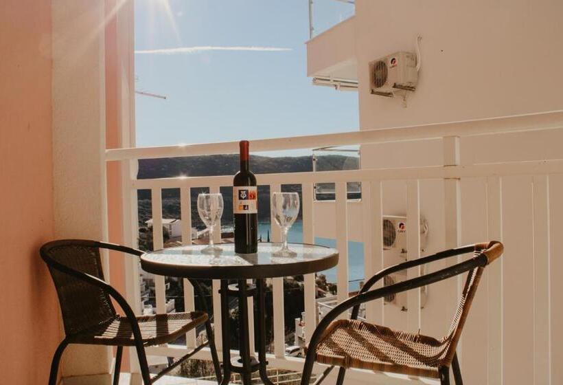 스탠다드 발코니 룸, Villa Matic