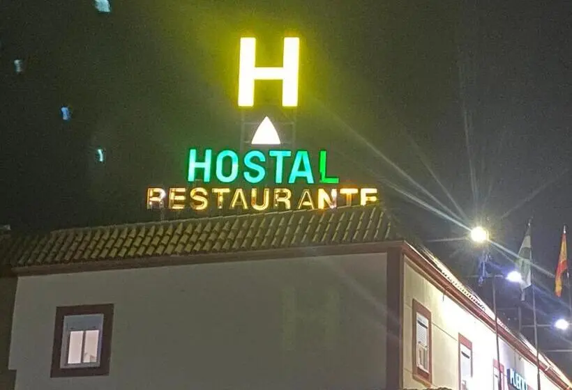 スタンダードトリプルルーム, Hostal Restaurante Puerto Blanco