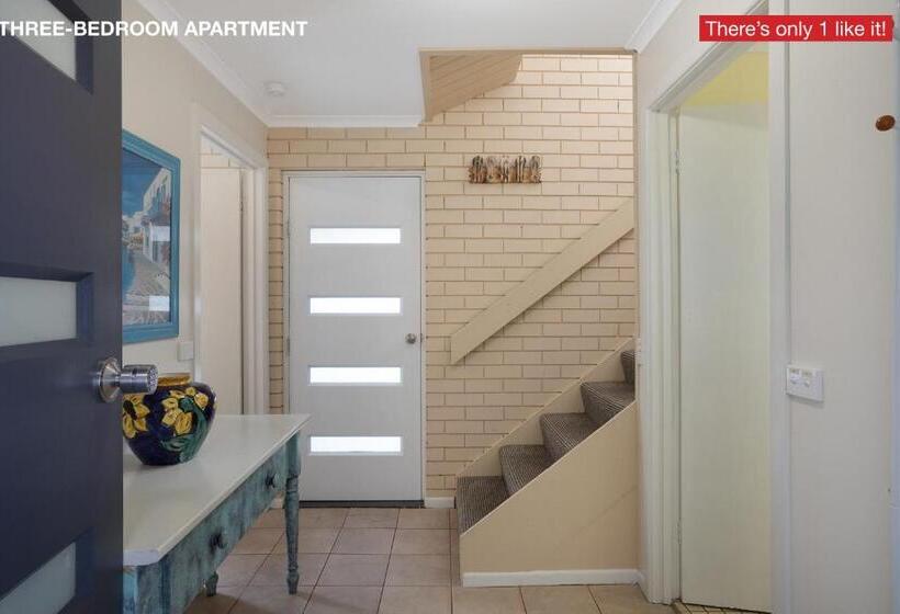 דירת שלושה חדרים, Panoramic Townhouses By Lisa